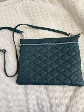 Vera Pelle Quilted Teal Crossbody Bag